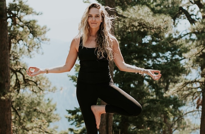 Mary Beth LaRue photo